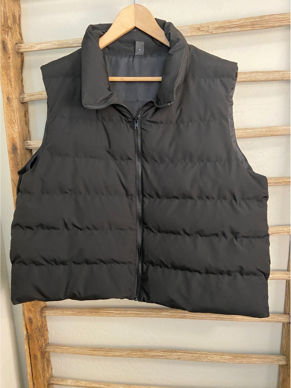 Emery Rose Black Puffer Vest Size 2XL